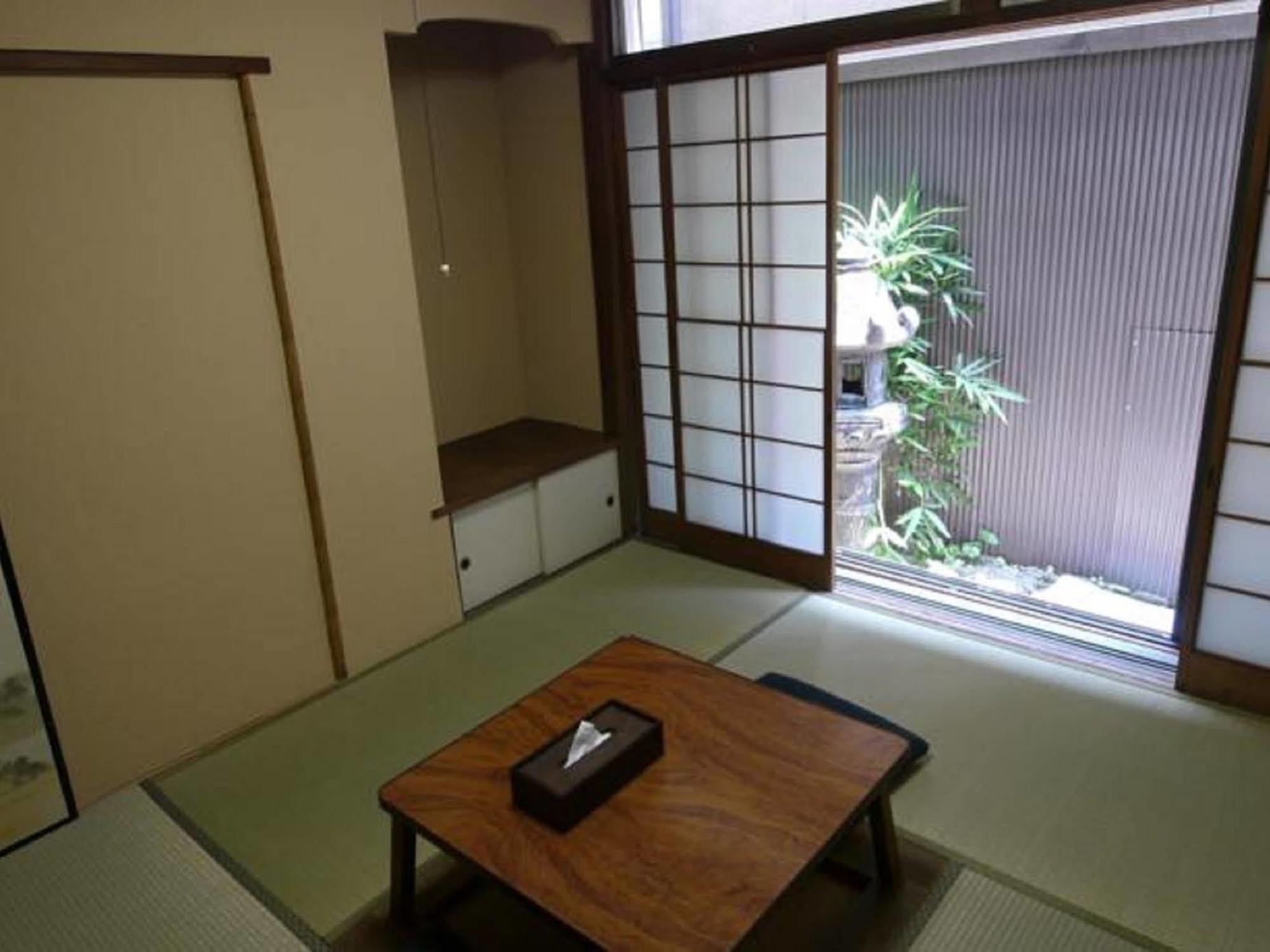 Ryokan Gion Q-beh